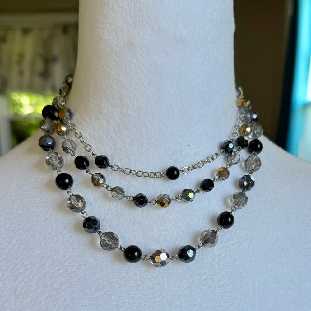 🦢 Cookie Lee Black, Bronze, and Silver Beaded Triple-Strand Necklace - Picture 11 of 12